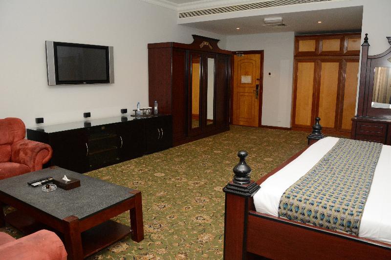 Phoenicia Hotel Al-Manamah Bagian luar foto