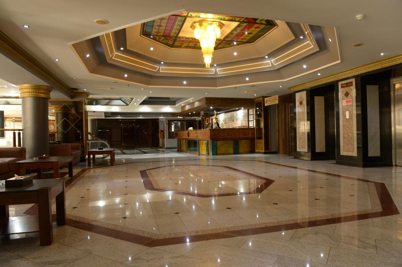 Phoenicia Hotel Al-Manamah Bagian luar foto
